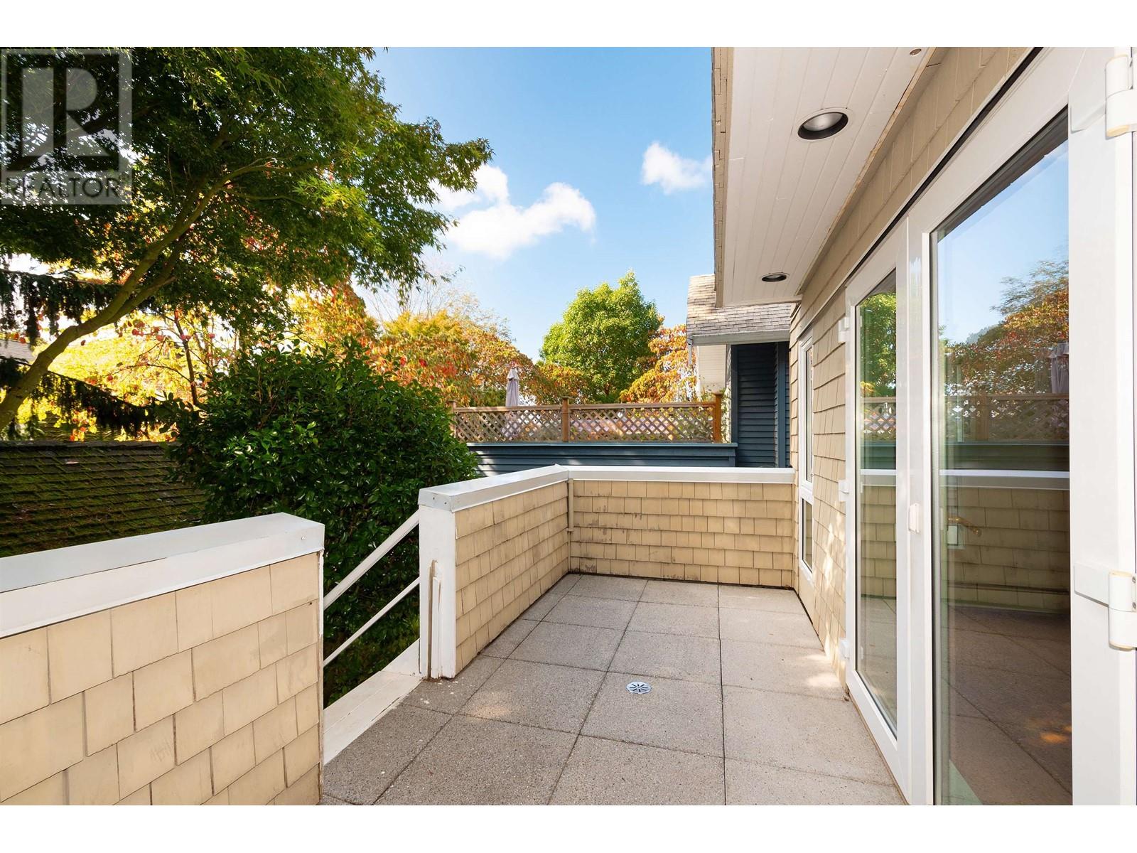 2448 W 6th Avenue, Vancouver, British Columbia  V6K 1W3 - Photo 18 - R2824149