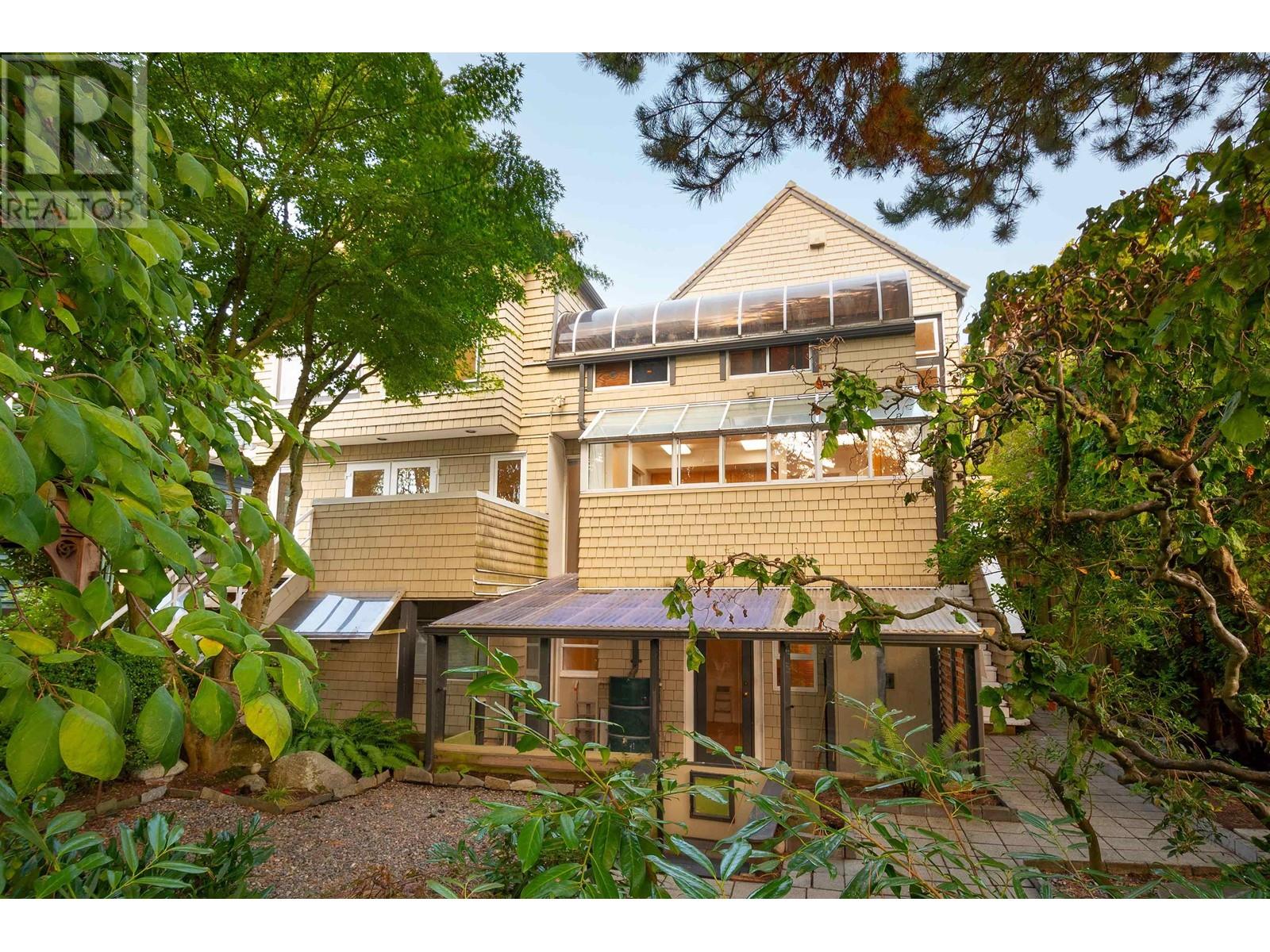 2448 W 6th Avenue, Vancouver, British Columbia  V6K 1W3 - Photo 36 - R2824149
