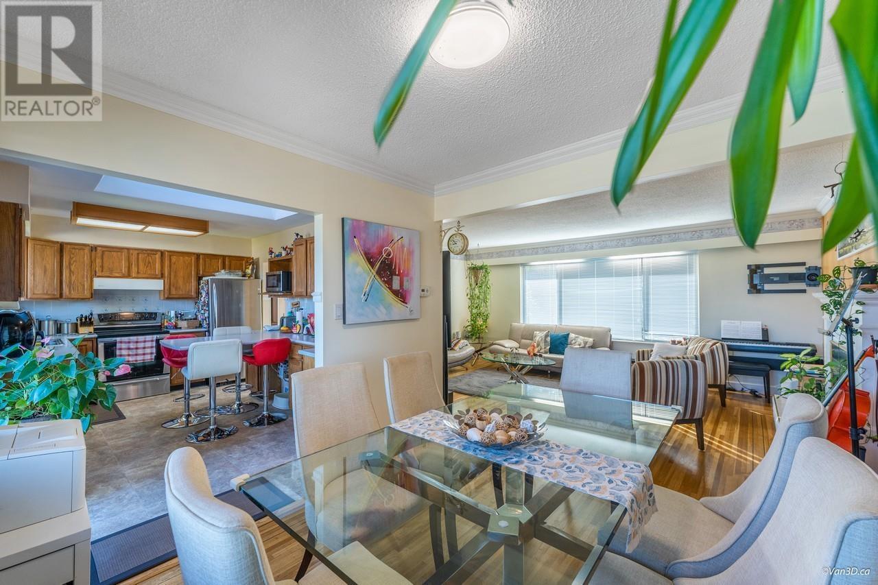 4561 Charlotte Court, Burnaby, British Columbia  V5G 3T9 - Photo 6 - R2824367