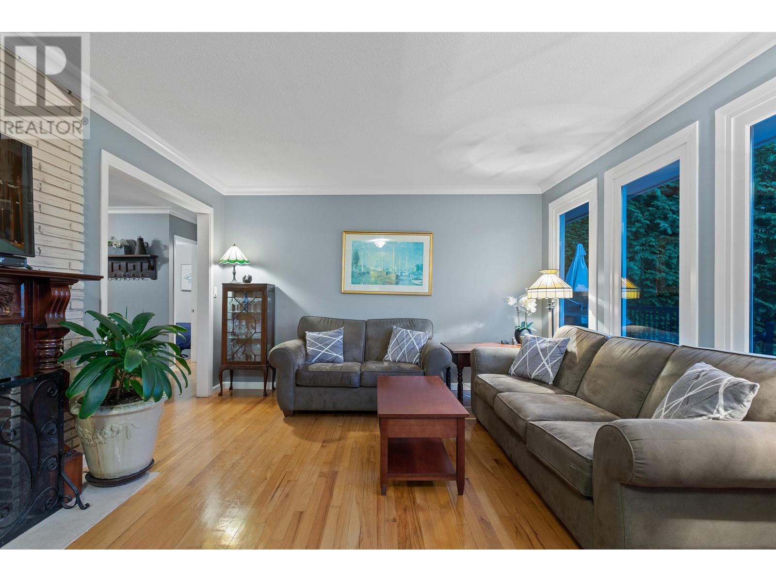 1038 Mathers Avenue, West Vancouver, British Columbia  V7T 2G2 - Photo 8 - R2817966