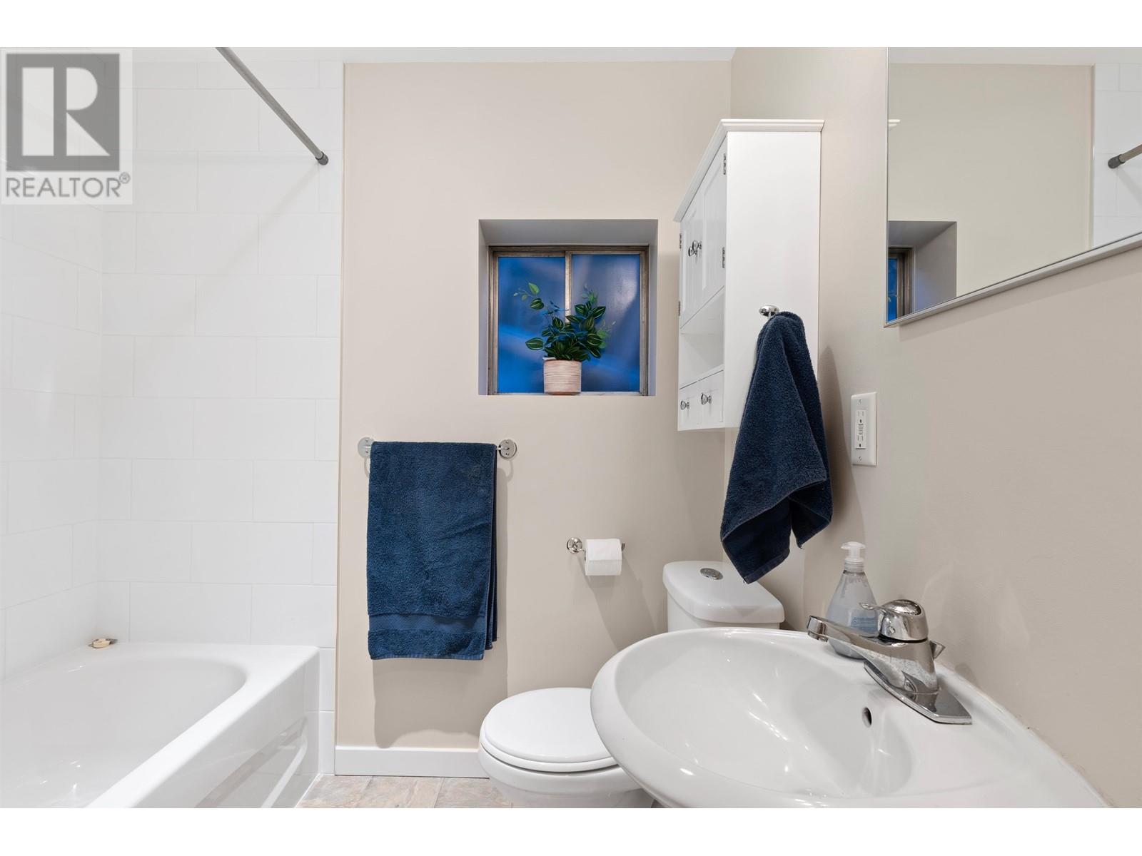 1038 Mathers Avenue, West Vancouver, British Columbia  V7T 2G2 - Photo 34 - R2817966