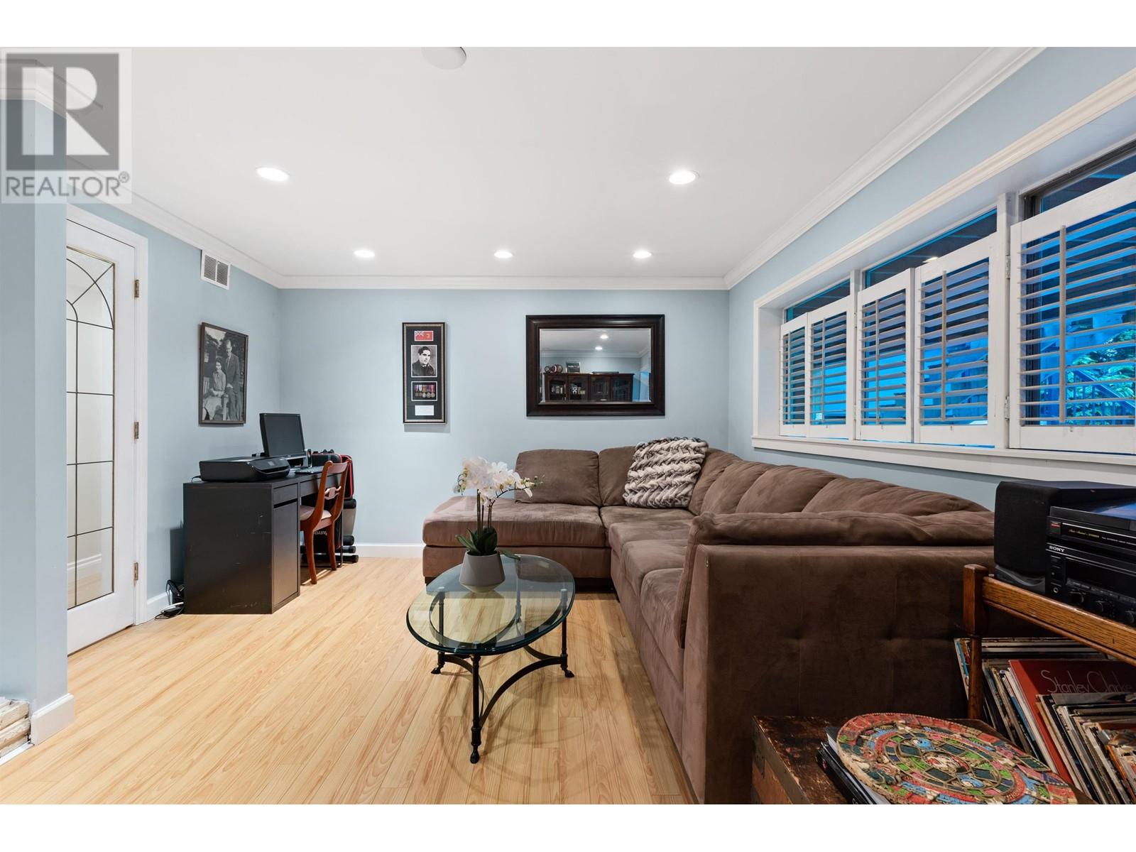 1038 Mathers Avenue, West Vancouver, British Columbia  V7T 2G2 - Photo 31 - R2817966