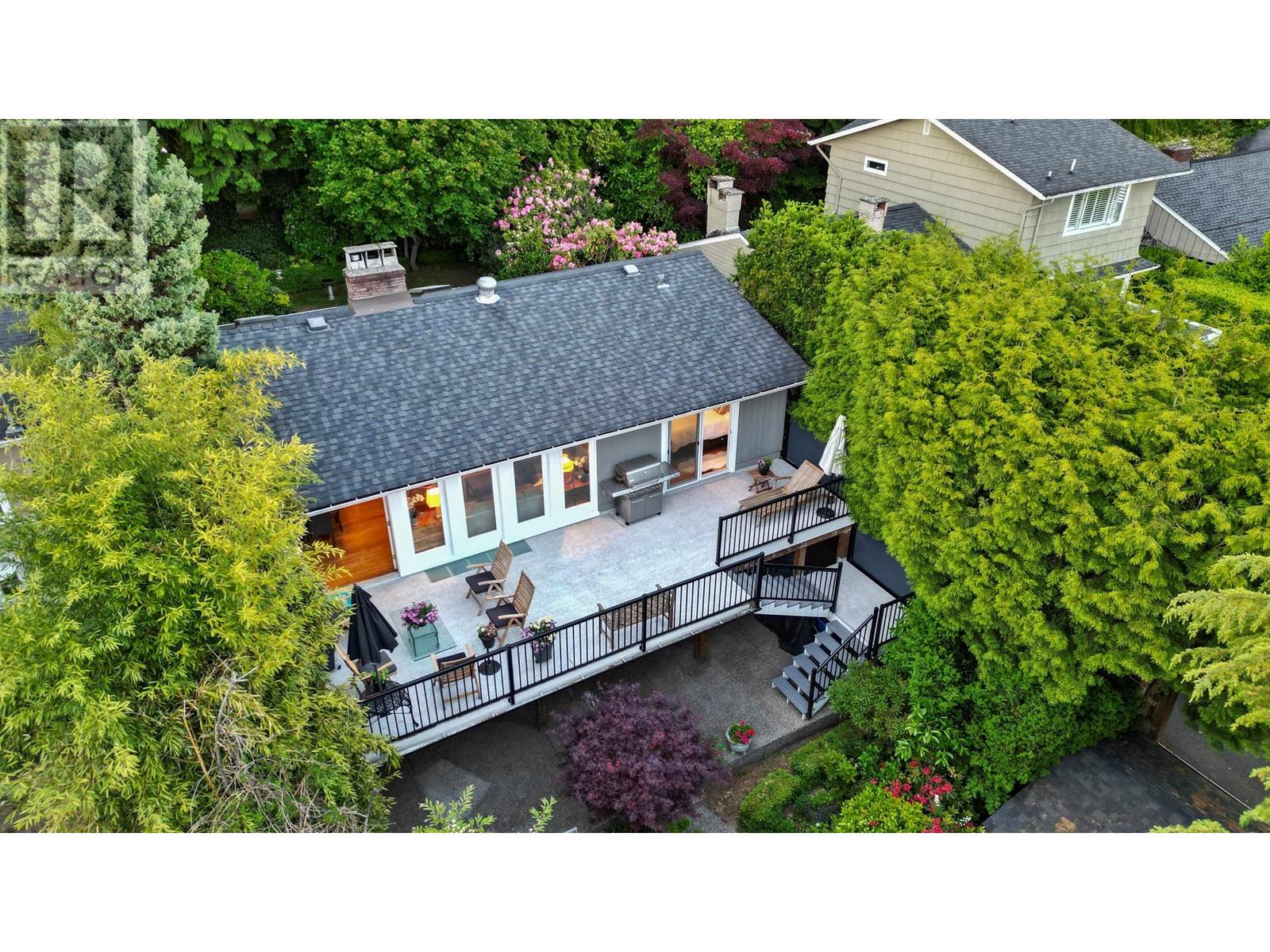 1038 Mathers Avenue, West Vancouver, British Columbia  V7T 2G2 - Photo 28 - R2817966