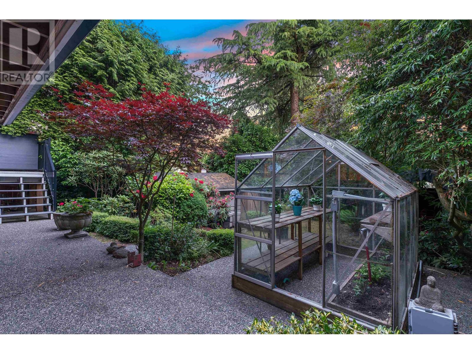 1038 Mathers Avenue, West Vancouver, British Columbia  V7T 2G2 - Photo 27 - R2817966