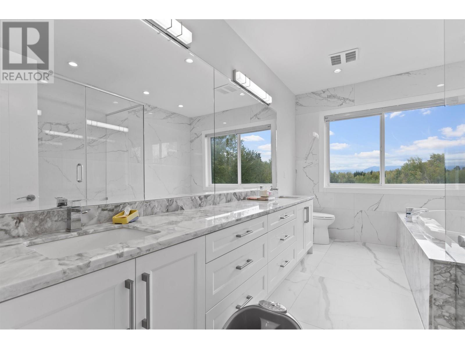 10751 Blundell Road, Richmond, British Columbia  V6Y 1L2 - Photo 7 - R2822322