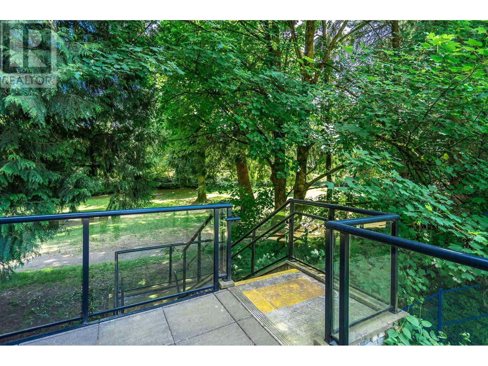 109 2214 Kelly Avenue, Port Coquitlam, British Columbia  V3C 0E5 - Photo 3 - R2814441