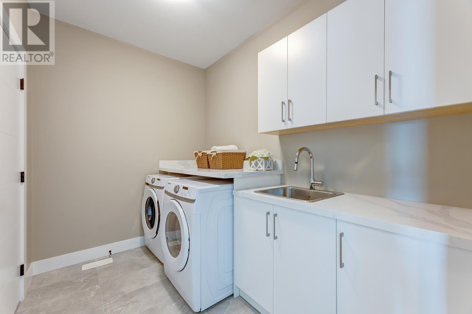 1432 Shay Street, Coquitlam, British Columbia  V3E 0M3 - Photo 27 - R2815282