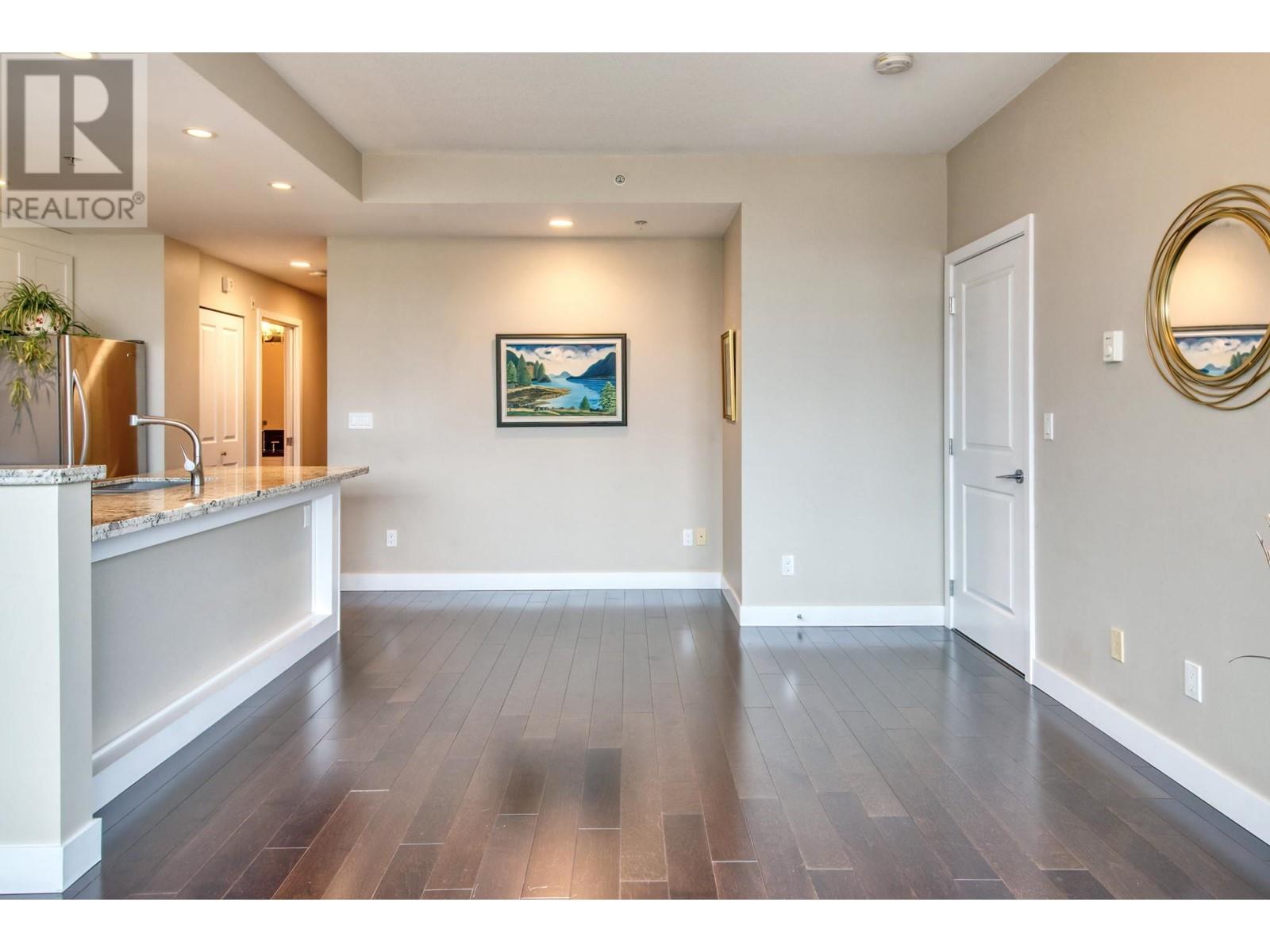 210 5665 Teredo Street, Sechelt, British Columbia  V7Z 0J2 - Photo 8 - R2824018