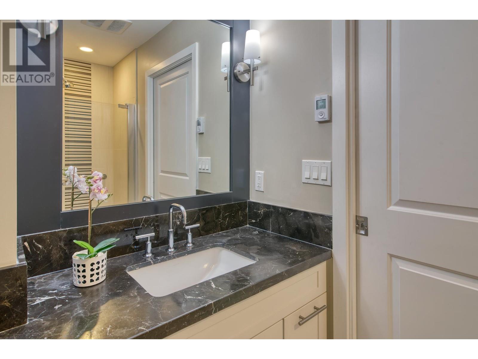 210 5665 Teredo Street, Sechelt, British Columbia  V7Z 0J2 - Photo 16 - R2824018