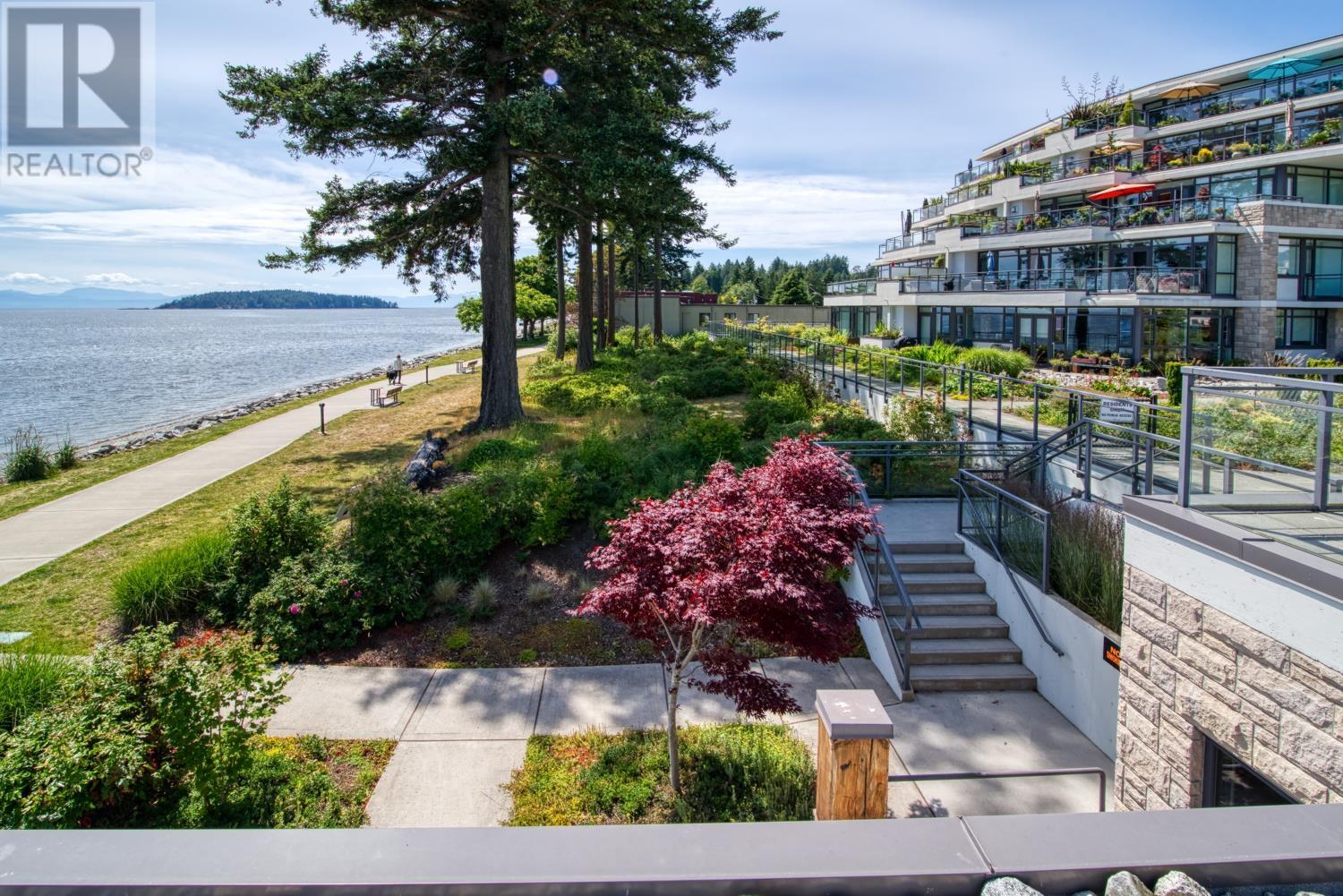210 5665 Teredo Street, Sechelt, British Columbia  V7Z 0J2 - Photo 3 - R2824018