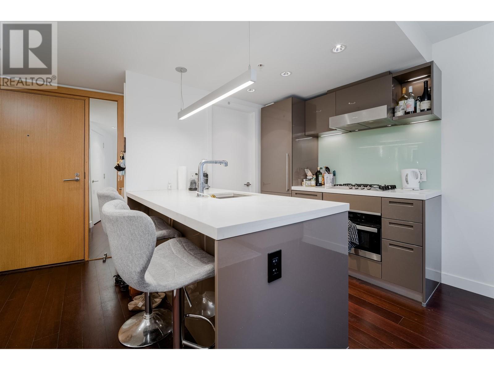 1802 777 Richards Street, Vancouver, British Columbia  V6B 0M6 - Photo 3 - R2824778