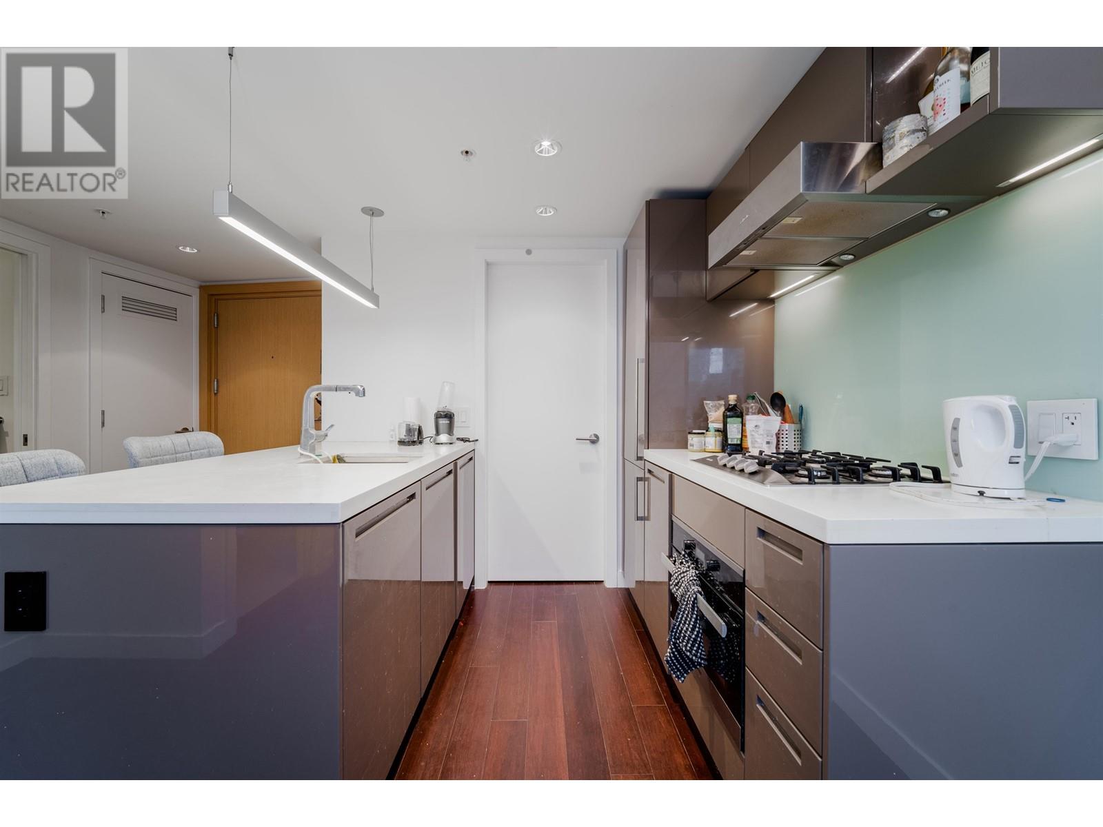 1802 777 Richards Street, Vancouver, British Columbia  V6B 0M6 - Photo 4 - R2824778