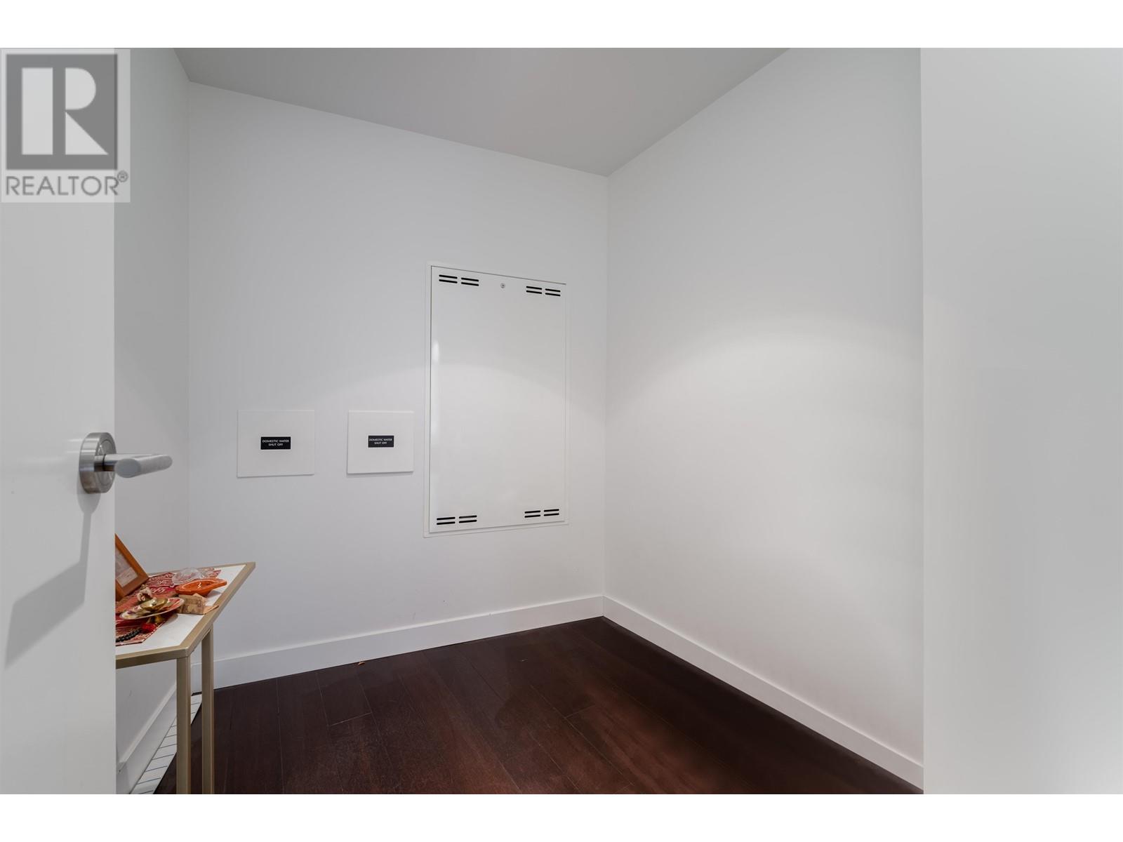 1802 777 Richards Street, Vancouver, British Columbia  V6B 0M6 - Photo 7 - R2824778