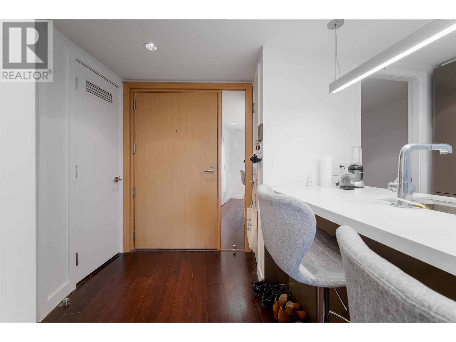 1802 777 Richards Street, Vancouver, British Columbia  V6B 0M6 - Photo 8 - R2824778