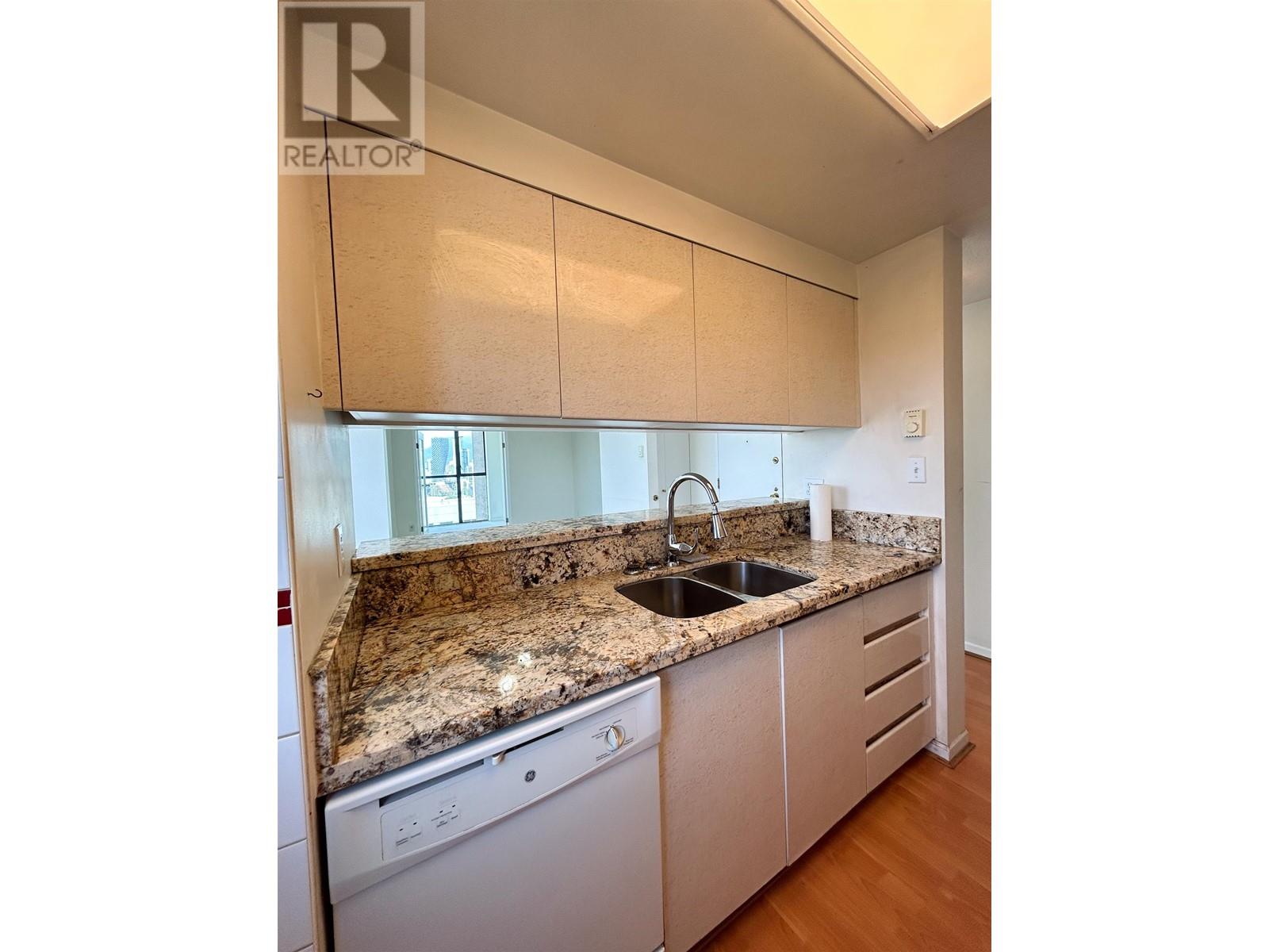 810 1268 W Broadway, Vancouver, British Columbia  V6H 1G6 - Photo 9 - R2824811