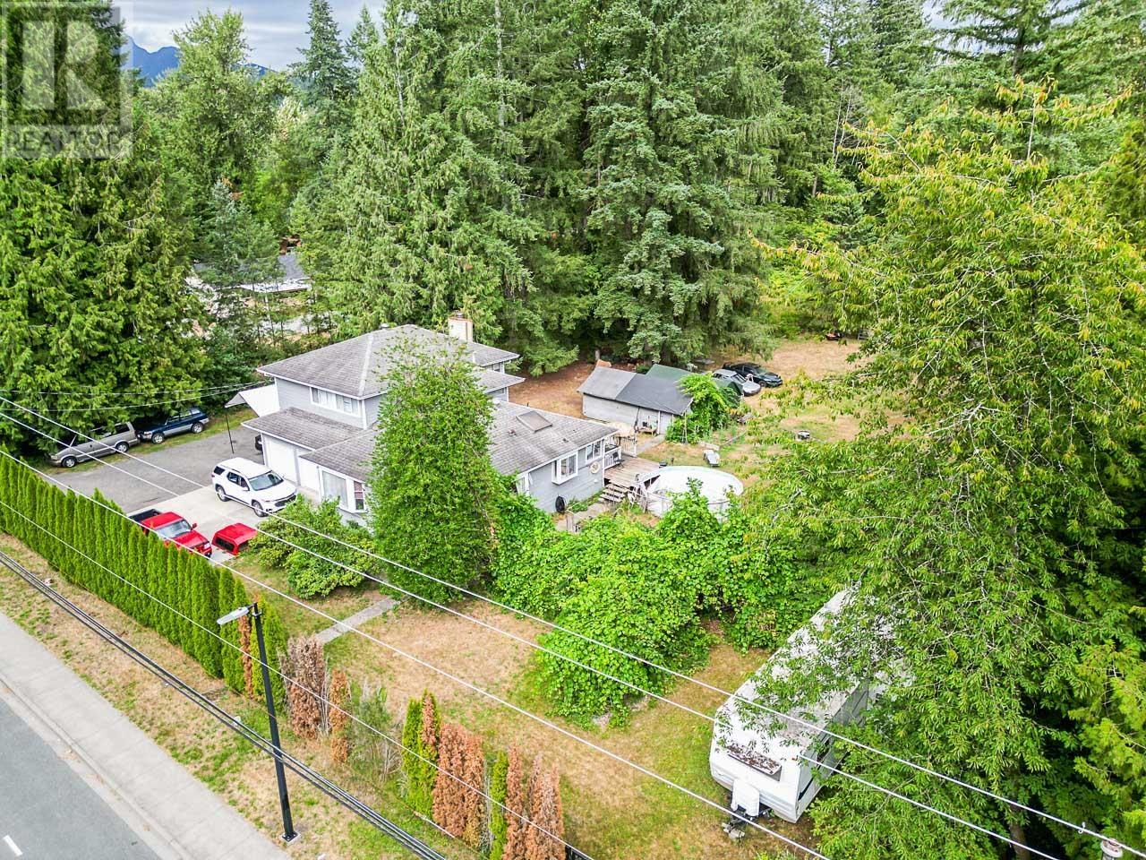 12724 232 Street, Maple Ridge, British Columbia  V2X 6T8 - Photo 2 - R2824800