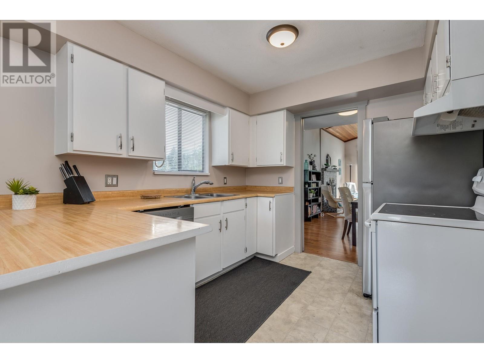 591 Riverside Drive, North Vancouver, British Columbia  V7H 1V2 - Photo 14 - R2820080