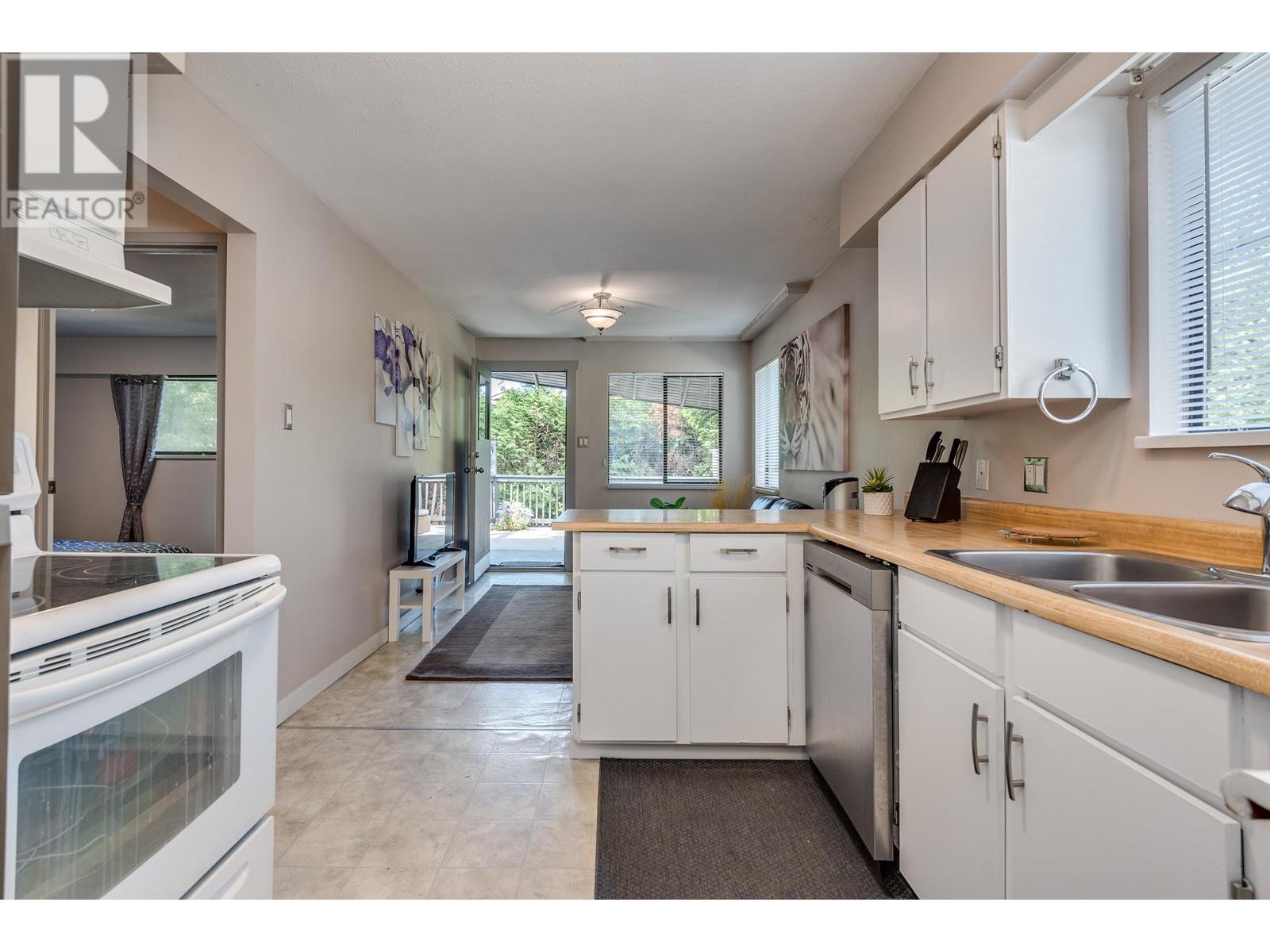 591 Riverside Drive, North Vancouver, British Columbia  V7H 1V2 - Photo 13 - R2820080