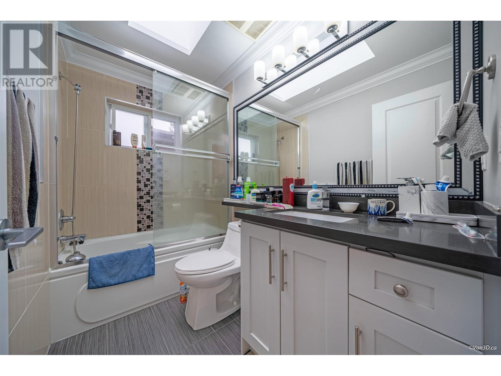 7753 Wedgewood Street, Burnaby, British Columbia  V5E 2E5 - Photo 27 - R2823452