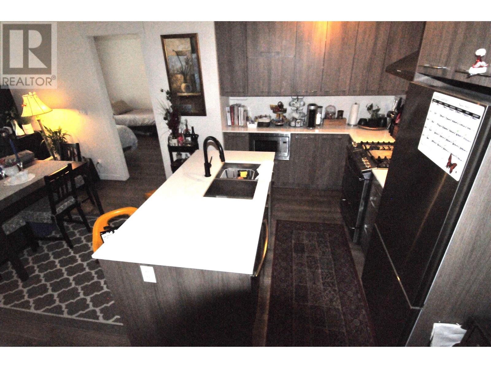 307 1012 Auckland Street, New Westminster, British Columbia  V3M 0M3 - Photo 8 - R2820989