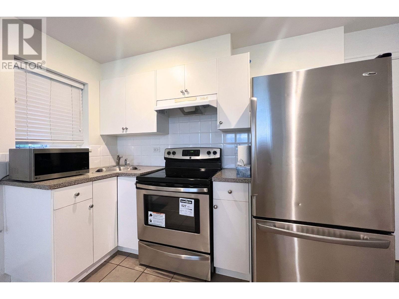 19xx Fell Avenue, Burnaby, British Columbia  V5B 3Z6 - Photo 8 - R2809028