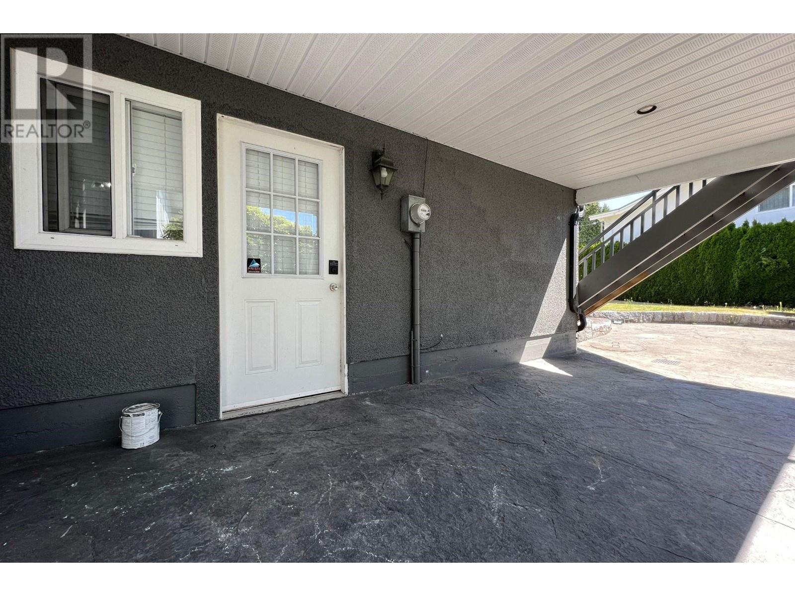 19xx Fell Avenue, Burnaby, British Columbia  V5B 3Z6 - Photo 4 - R2809028