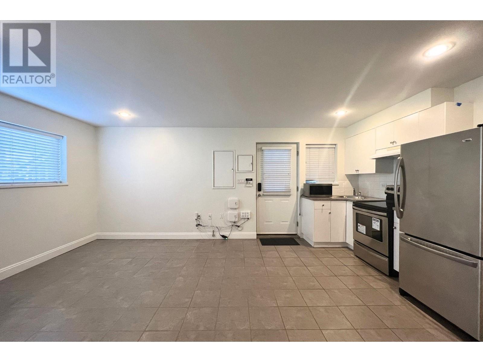 19xx Fell Avenue, Burnaby, British Columbia  V5B 3Z6 - Photo 5 - R2809028