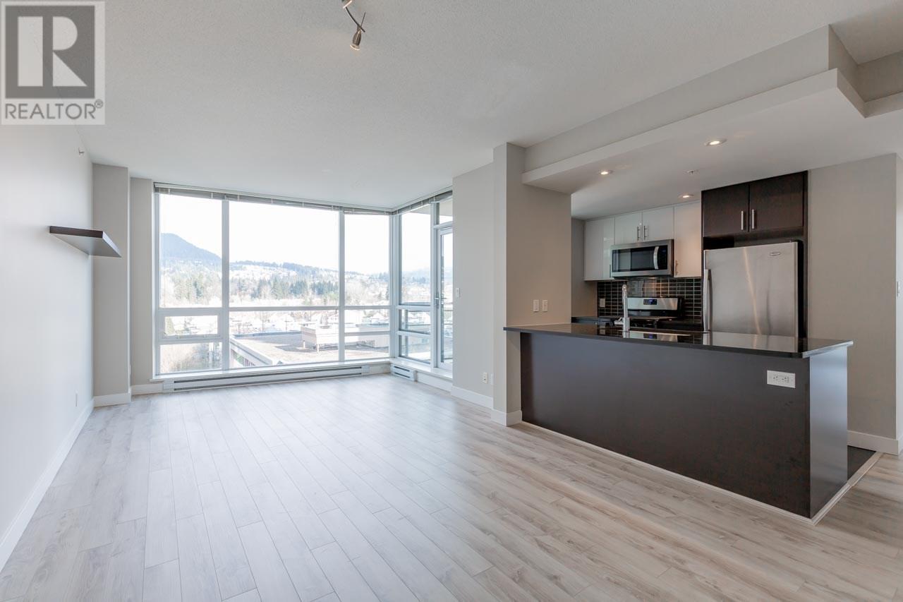 805 2968 Glen Drive, Coquitlam, British Columbia  V3B 0C4 - Photo 5 - R2824797