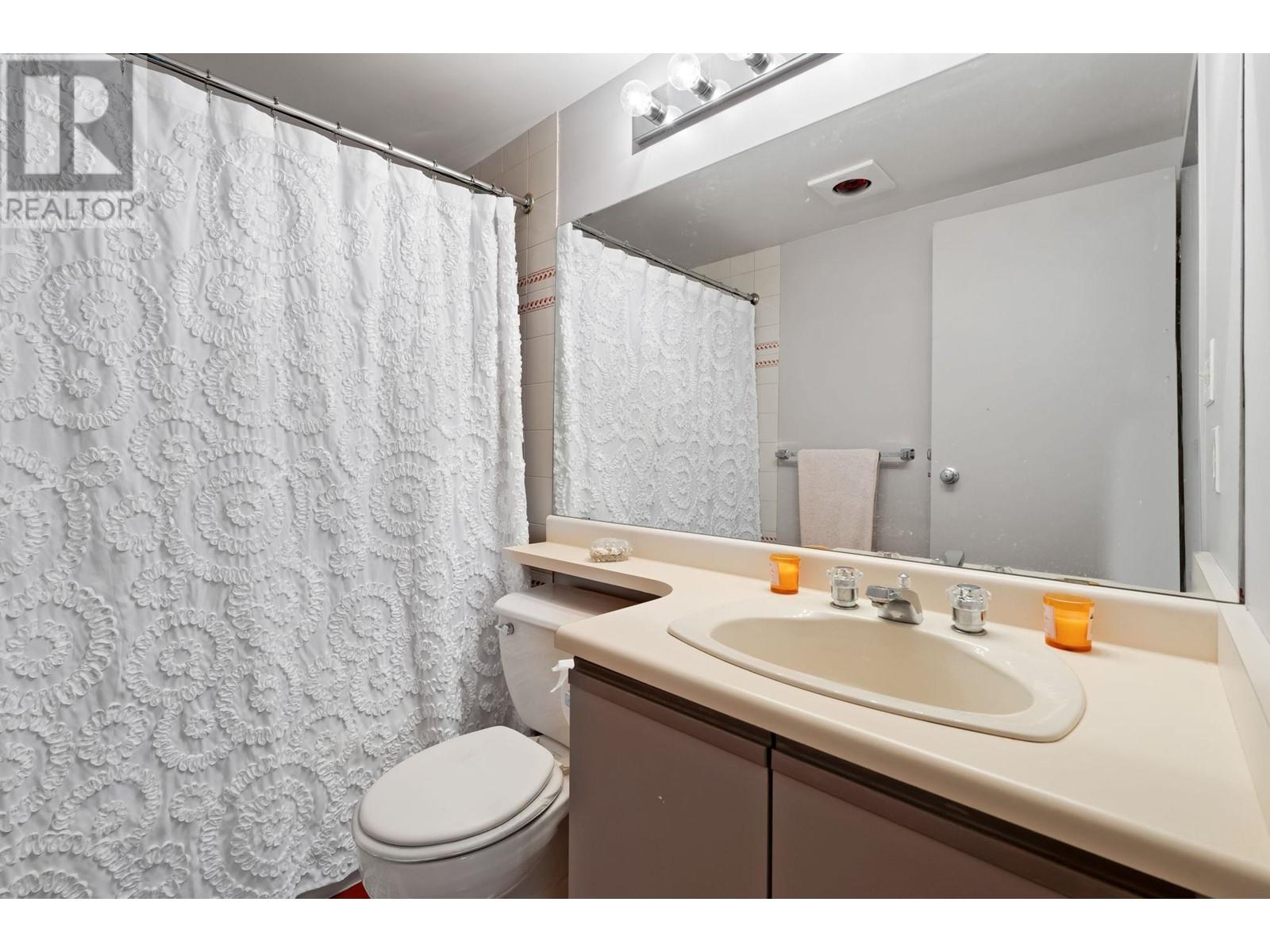 401 5790 Patterson Avenue, Burnaby, British Columbia  V5H 4H6 - Photo 10 - R2824822