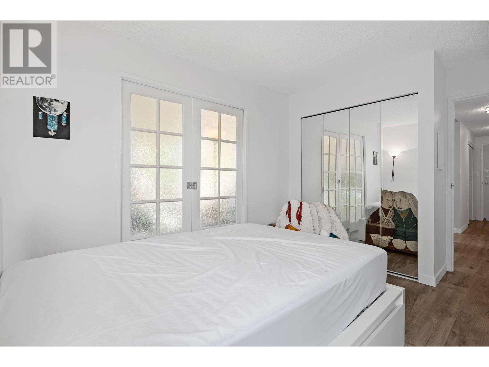 401 5790 Patterson Avenue, Burnaby, British Columbia  V5H 4H6 - Photo 13 - R2824822