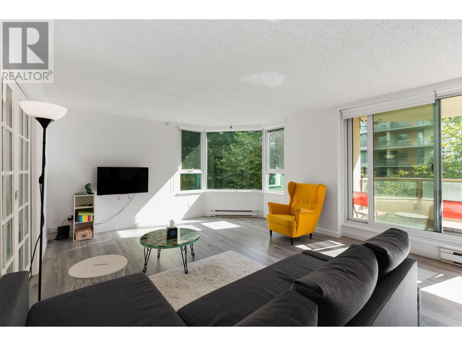 401 5790 Patterson Avenue, Burnaby, British Columbia  V5H 4H6 - Photo 21 - R2824822