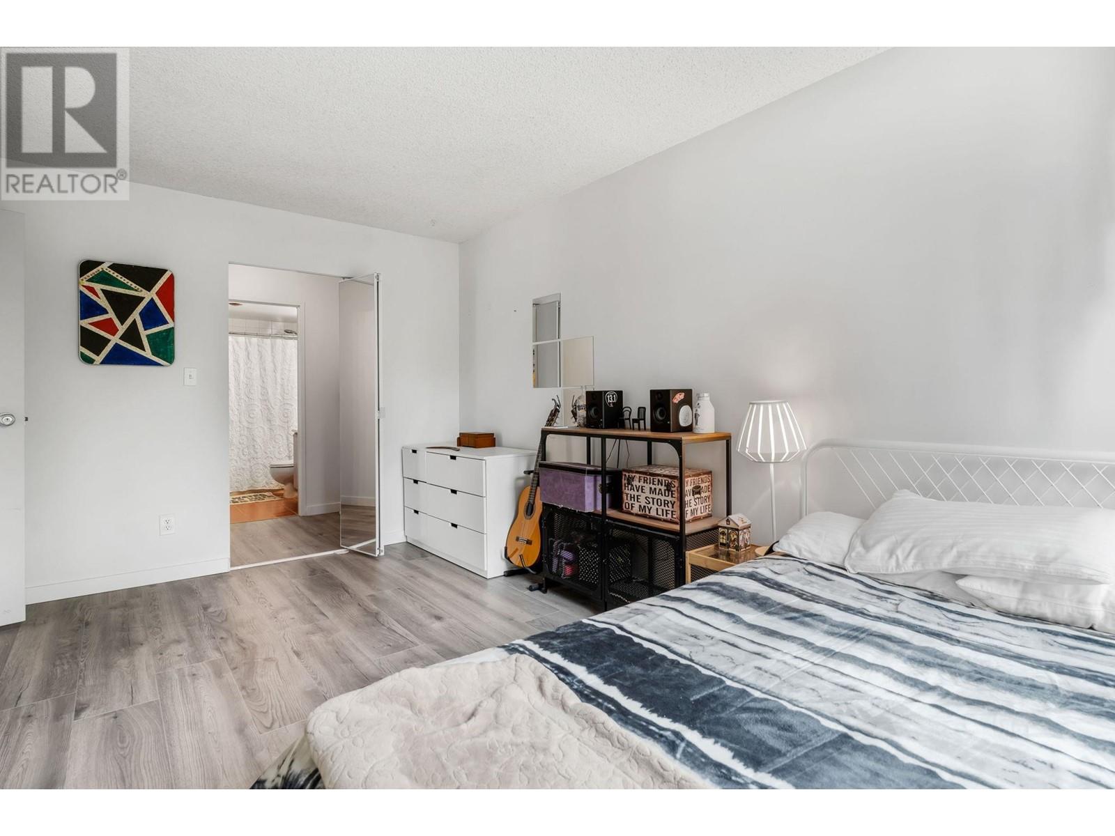 401 5790 Patterson Avenue, Burnaby, British Columbia  V5H 4H6 - Photo 6 - R2824822
