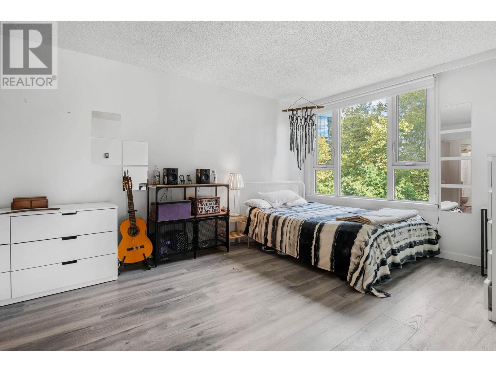 401 5790 Patterson Avenue, Burnaby, British Columbia  V5H 4H6 - Photo 7 - R2824822
