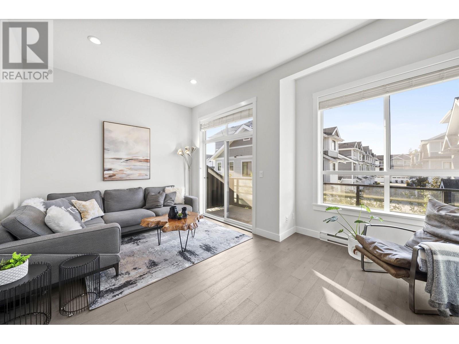 3 111 Wood Street, New Westminster, British Columbia  V3M 0J8 - Photo 2 - R2824828