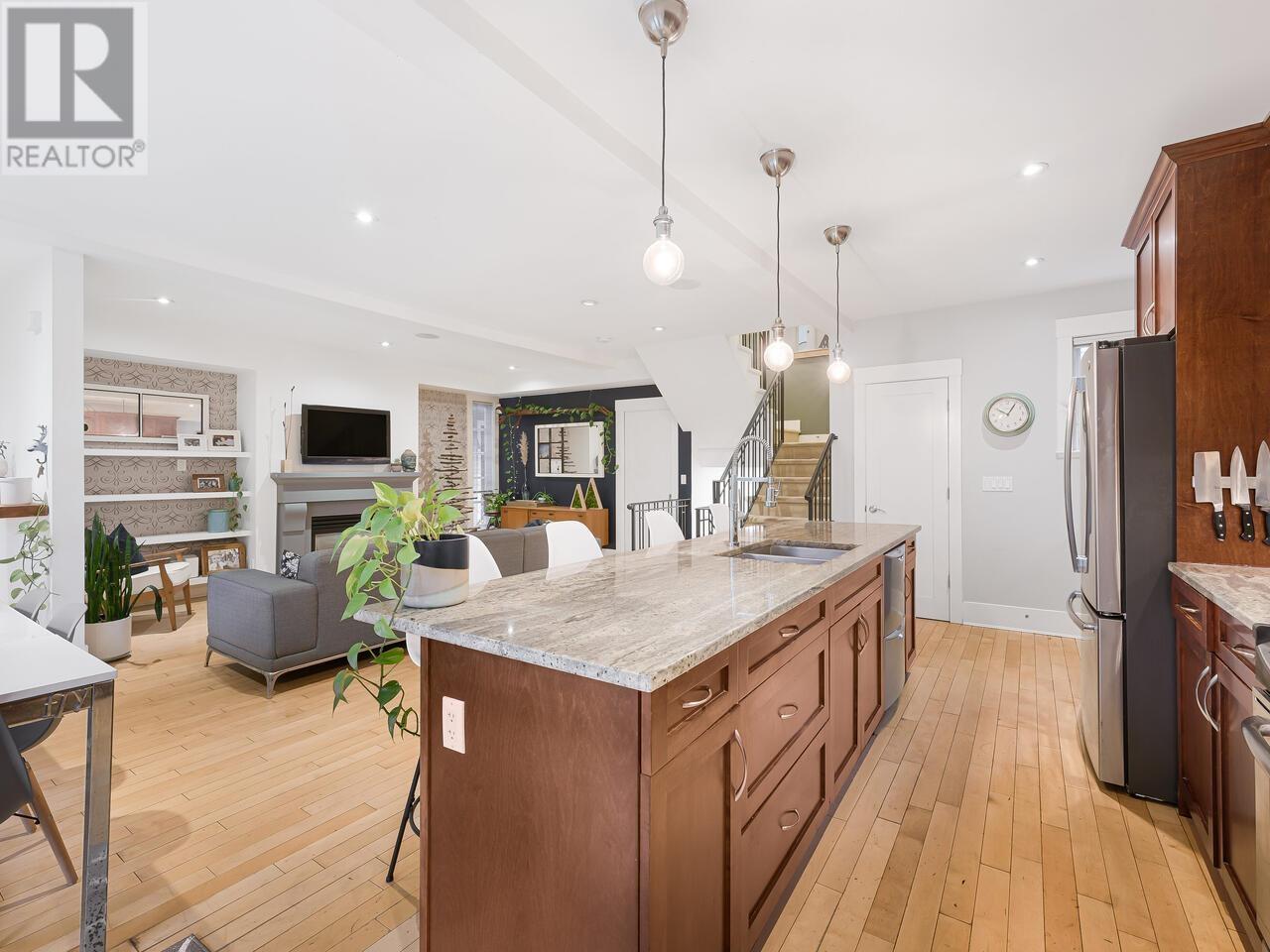 1610 St. Andrews Avenue, North Vancouver, British Columbia  V7L 3L6 - Photo 10 - R2824843