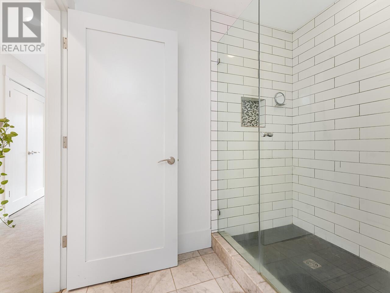 1610 St. Andrews Avenue, North Vancouver, British Columbia  V7L 3L6 - Photo 18 - R2824843