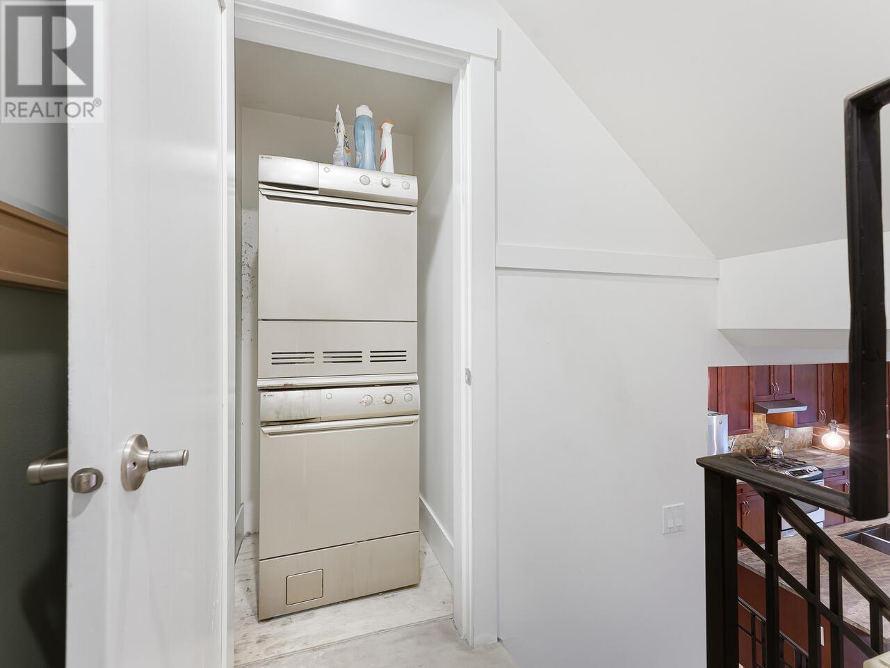 1610 St. Andrews Avenue, North Vancouver, British Columbia  V7L 3L6 - Photo 19 - R2824843