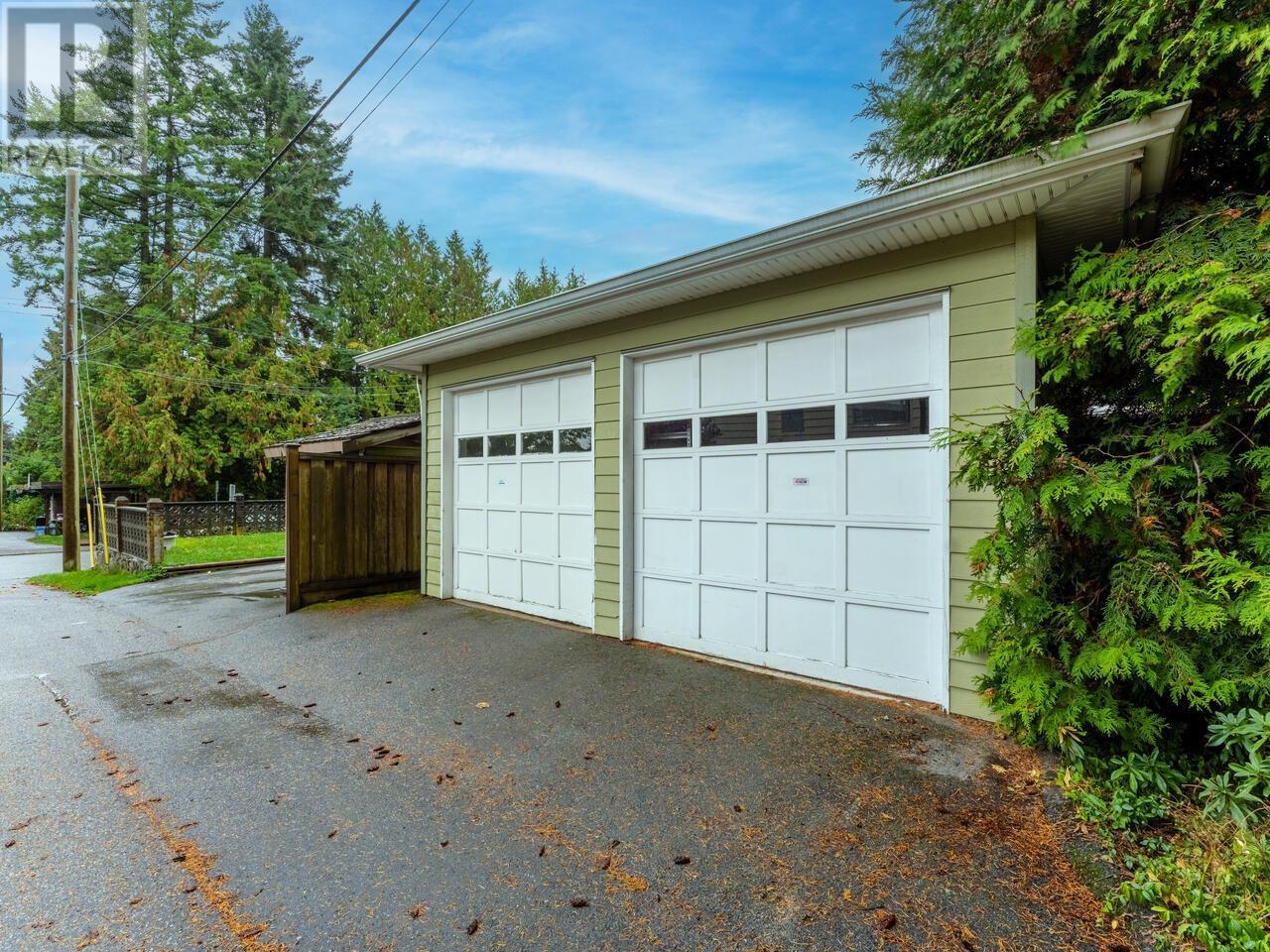 1610 St. Andrews Avenue, North Vancouver, British Columbia  V7L 3L6 - Photo 23 - R2824843