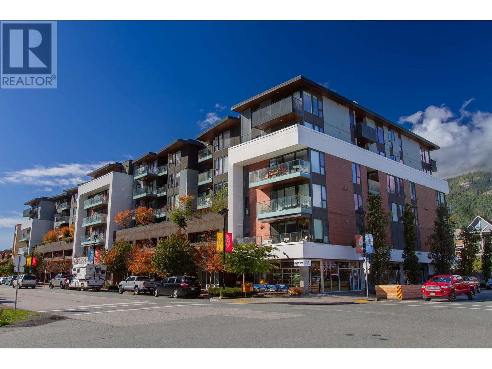 502 37881 Cleveland Avenue, Squamish, British Columbia  V8B 0Z7 - Photo 2 - R2824849