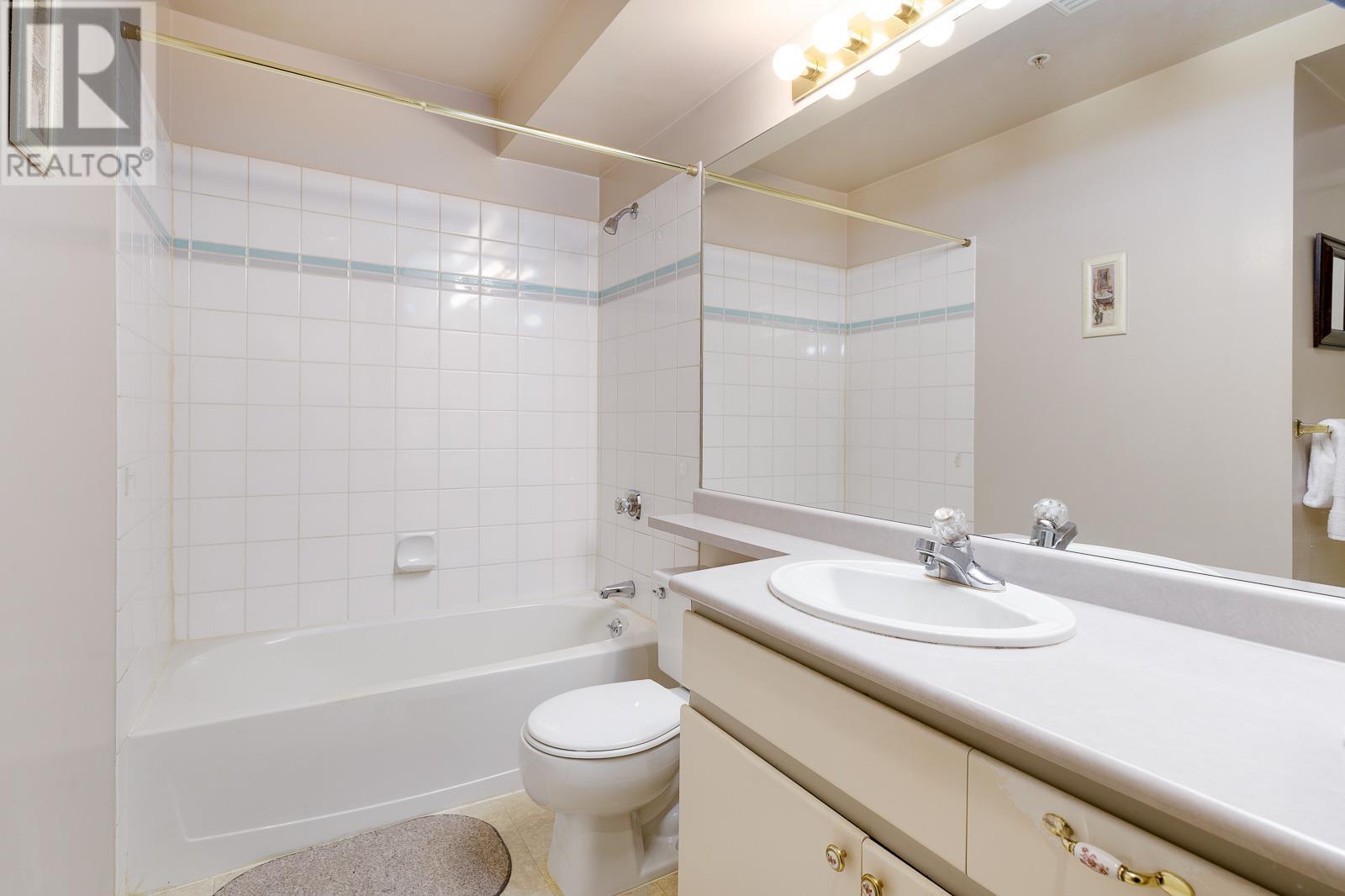 208 1966 Coquitlam Avenue, Port Coquitlam, British Columbia  V3B 7P8 - Photo 16 - R2824861
