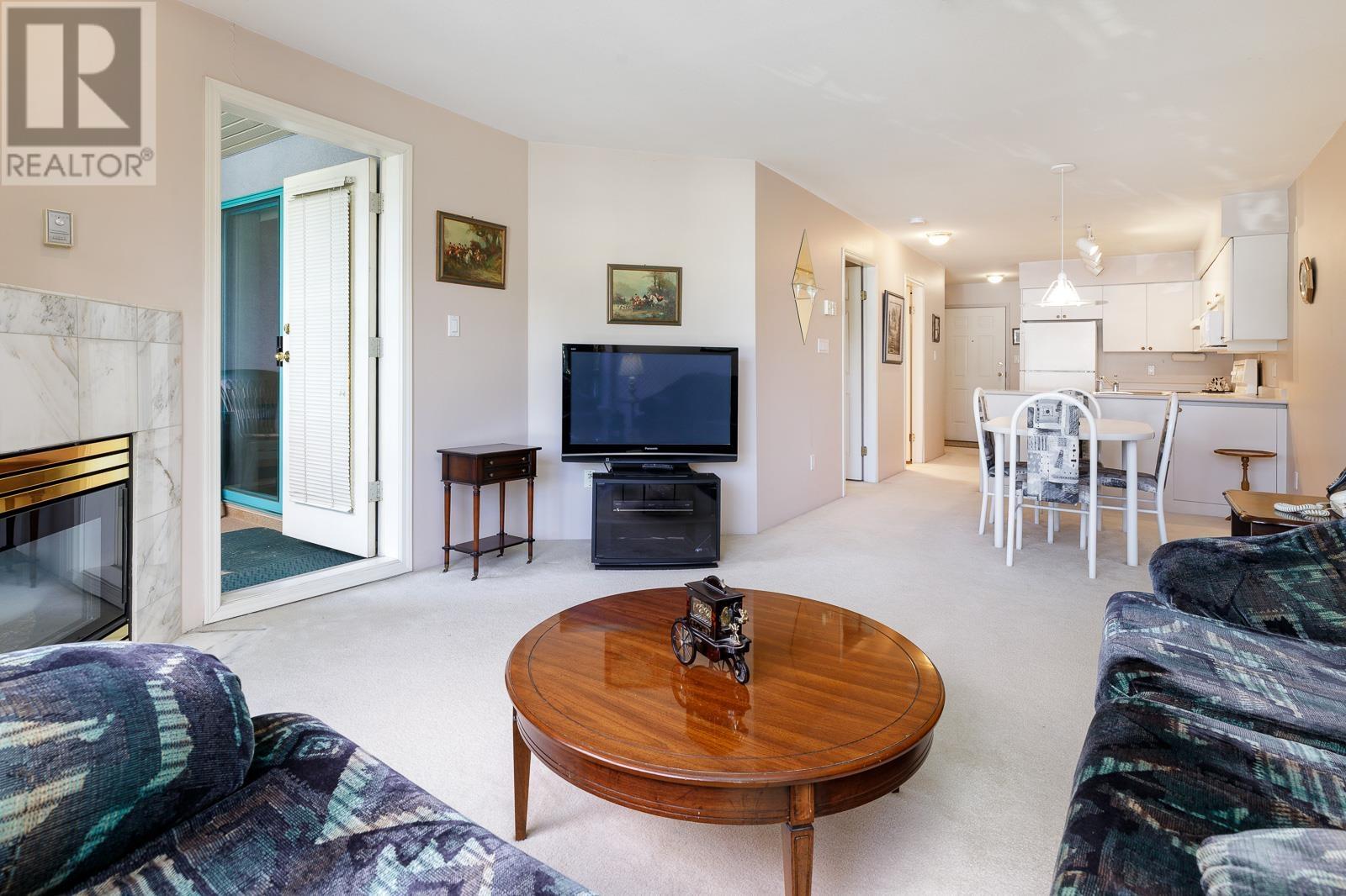 208 1966 Coquitlam Avenue, Port Coquitlam, British Columbia  V3B 7P8 - Photo 6 - R2824861