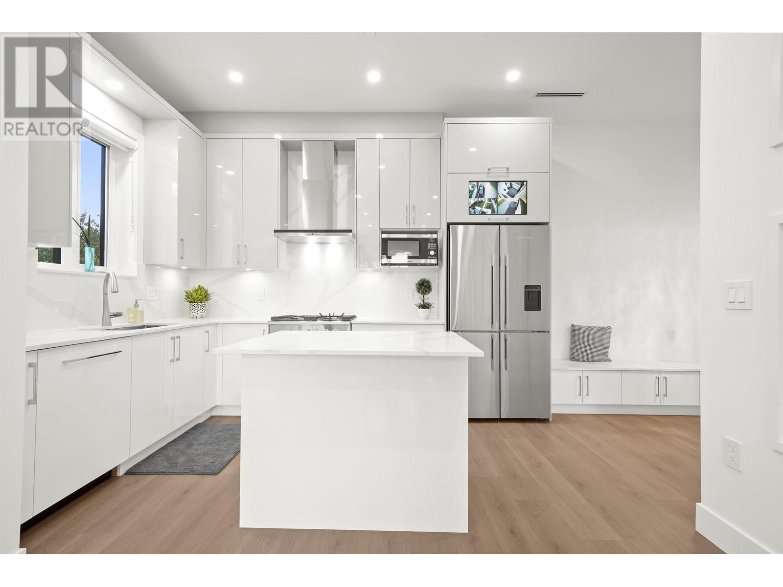 396 E 59th Avenue, Vancouver, British Columbia  V5X 3R2 - Photo 4 - R2824871