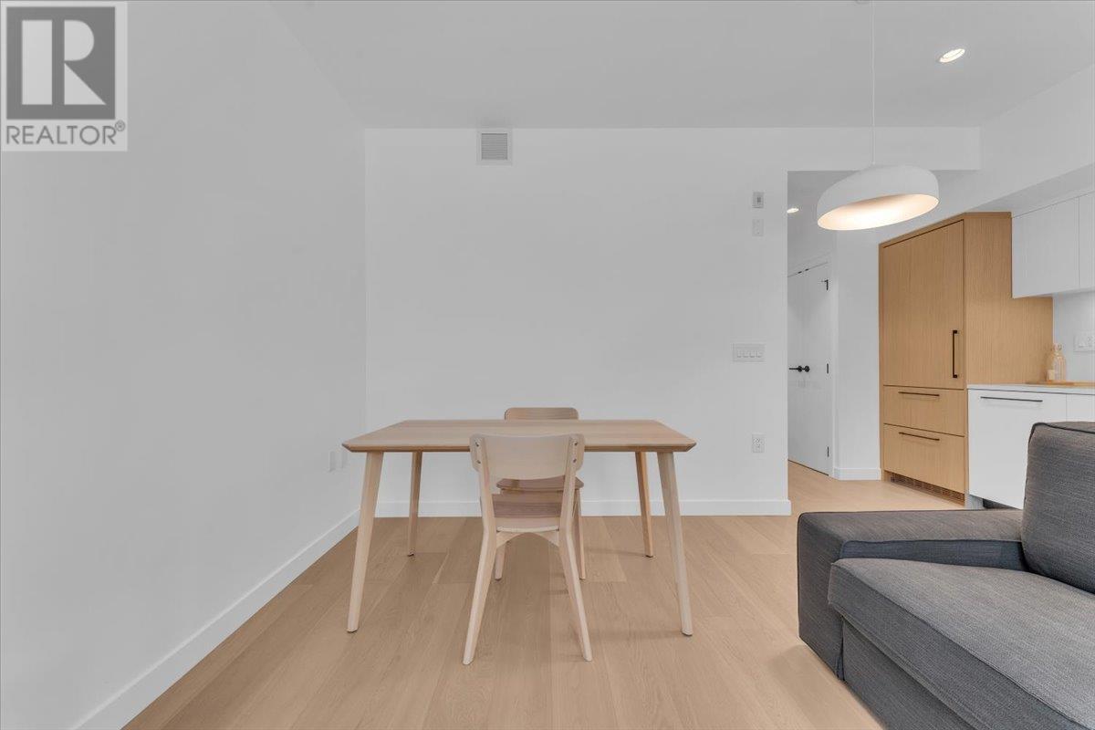 86 W King Edward Avenue, Vancouver, British Columbia  V5Y 0N6 - Photo 10 - R2824891