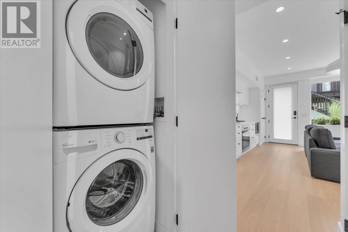 86 W King Edward Avenue, Vancouver, British Columbia  V5Y 0N6 - Photo 14 - R2824891