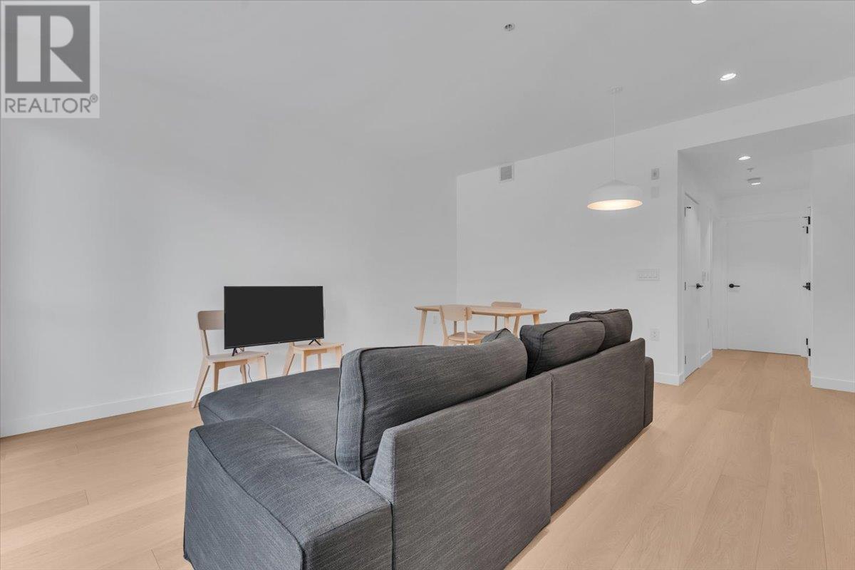86 W King Edward Avenue, Vancouver, British Columbia  V5Y 0N6 - Photo 5 - R2824891