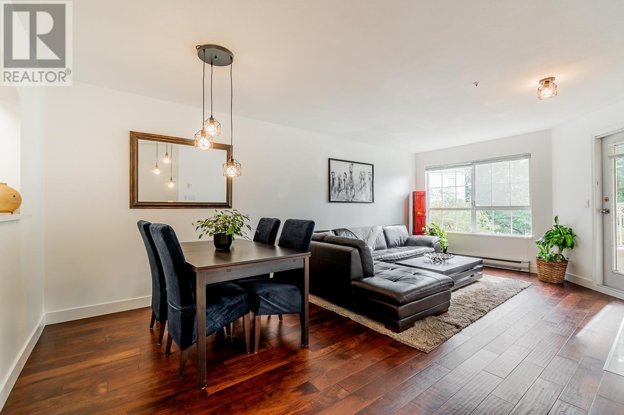 301 2990 Princess Crescent, Coquitlam, British Columbia  V3B 7R3 - Photo 3 - R2824896