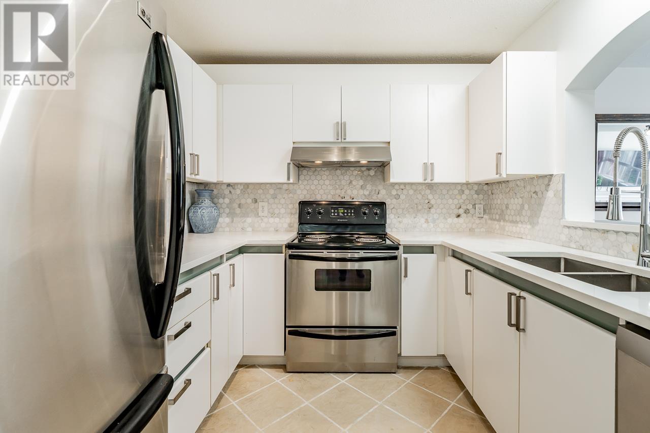 301 2990 Princess Crescent, Coquitlam, British Columbia  V3B 7R3 - Photo 6 - R2824896
