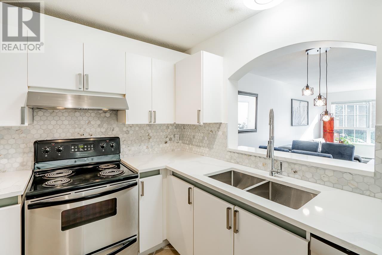 301 2990 Princess Crescent, Coquitlam, British Columbia  V3B 7R3 - Photo 7 - R2824896