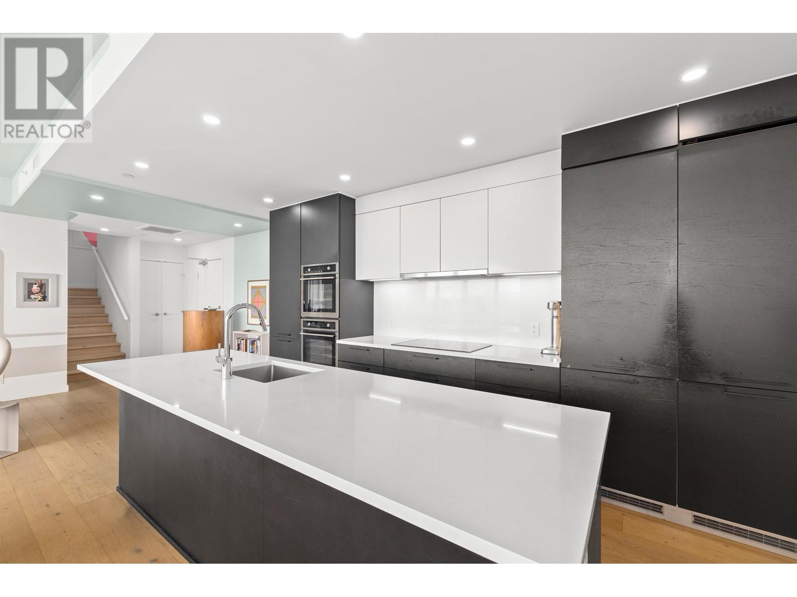 2302 285 E 10th Avenue, Vancouver, British Columbia  V5T 0H6 - Photo 4 - R2824902