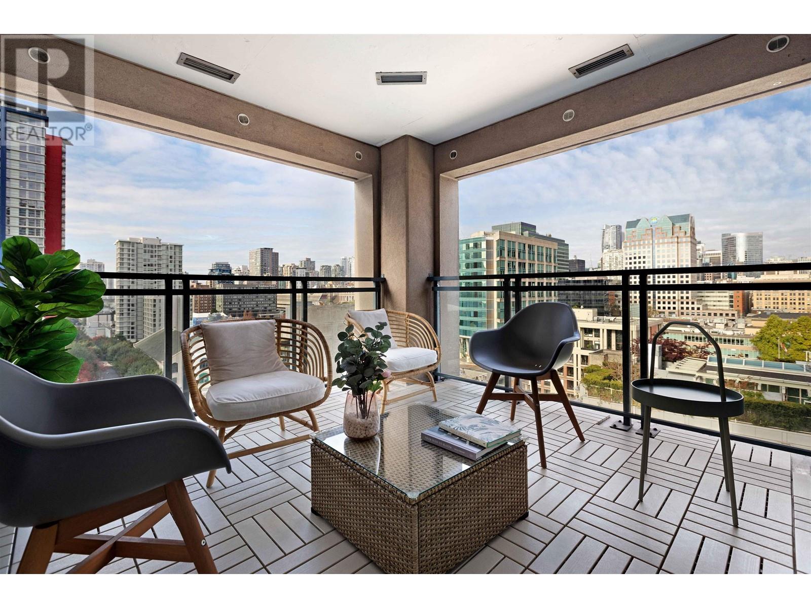 1601 183 Keefer Place, Vancouver, British Columbia  V6B 6R9 - Photo 2 - R2824926